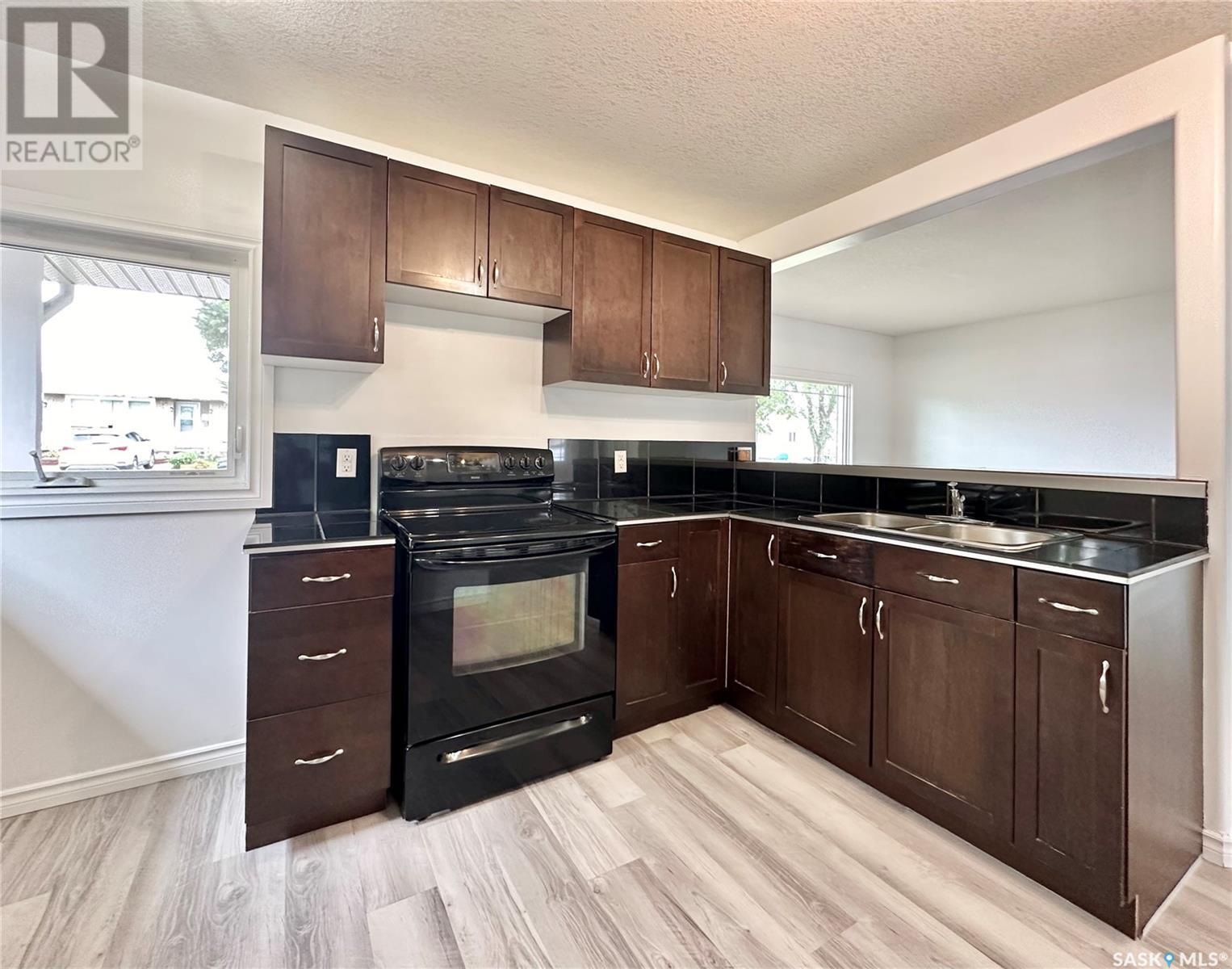 2125 Fleury Street, Regina, Saskatchewan  S4N 2M3 - Photo 13 - SK006189