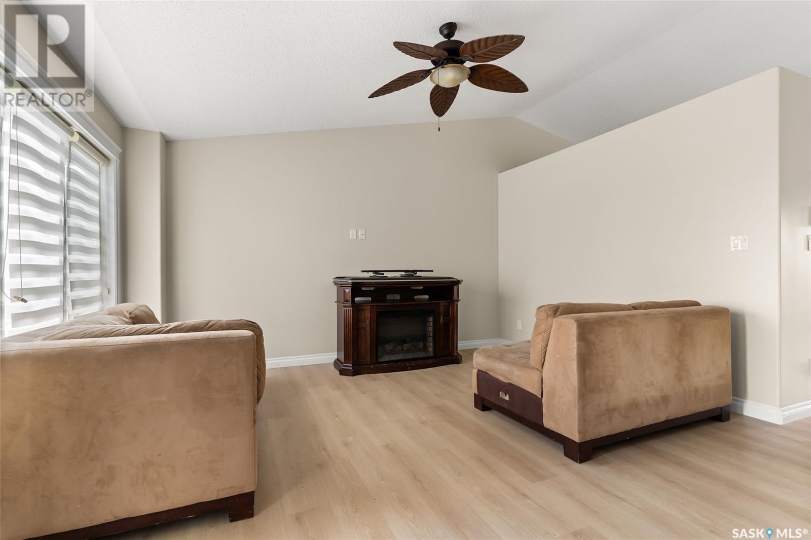 110 Centennial Drive, Grand Coulee, Saskatchewan  S4M 0A3 - Photo 5 - SK005921
