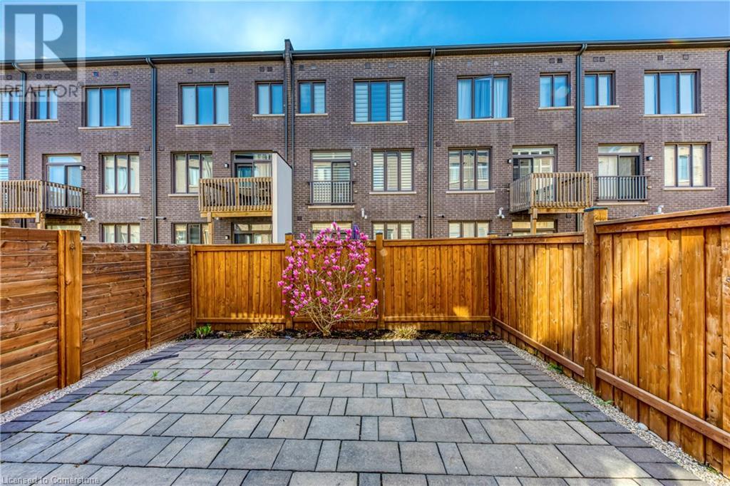 301 Squire Crescent Crescent, Oakville, Ontario  L6H 0L8 - Photo 45 - 40726058