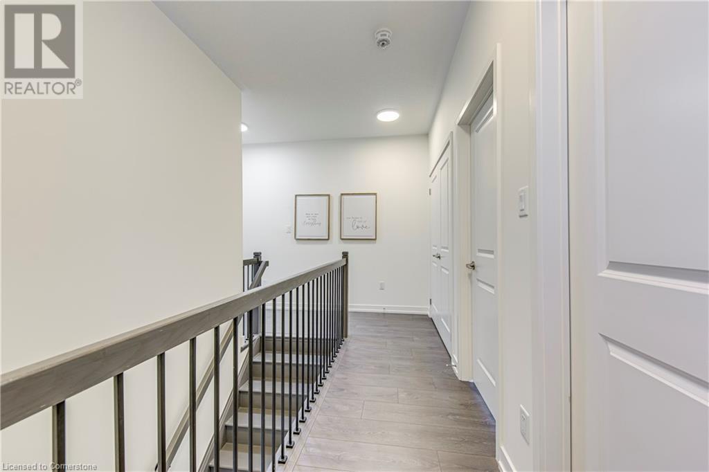 301 Squire Crescent Crescent, Oakville, Ontario  L6H 0L8 - Photo 31 - 40726058