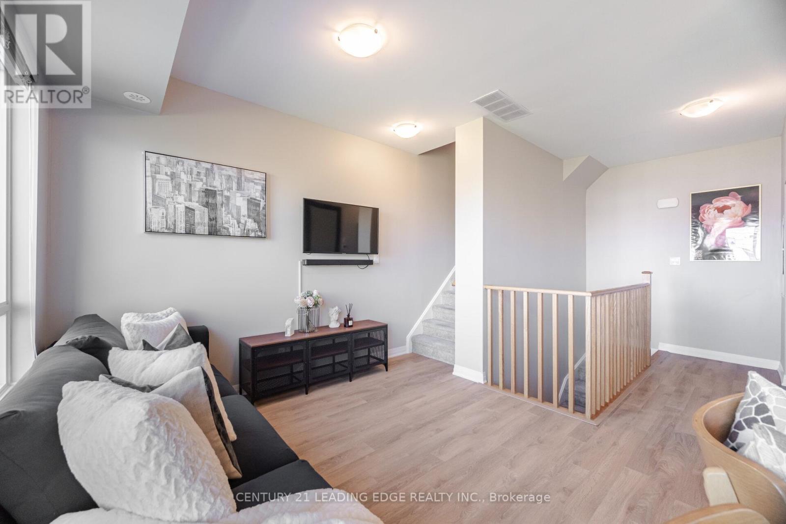 35 - 650 Atwater Avenue, Mississauga, Ontario  L5G 4K7 - Photo 10 - W12154192