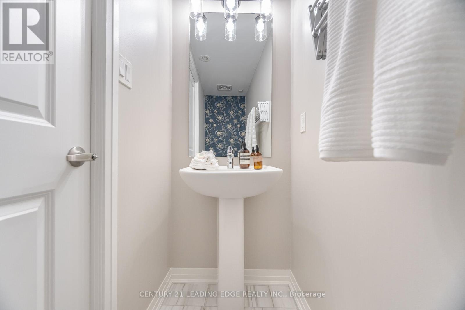 35 - 650 Atwater Avenue, Mississauga, Ontario  L5G 4K7 - Photo 13 - W12154192