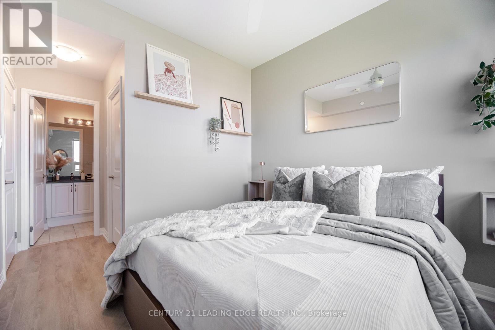 35 - 650 Atwater Avenue, Mississauga, Ontario  L5G 4K7 - Photo 18 - W12154192