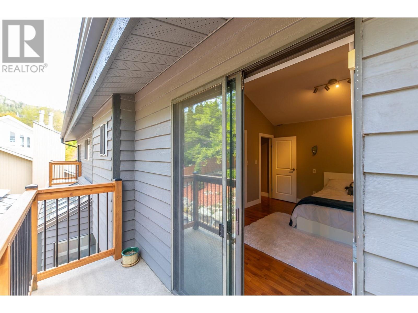 120 Ponderosa Place, Penticton, British Columbia  V2A 7Y8 - Photo 32 - 10346199