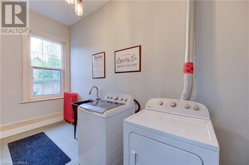 220 Nelson Street, Brantford, Ontario  N3S 4C1 - Photo 13 - 40729324