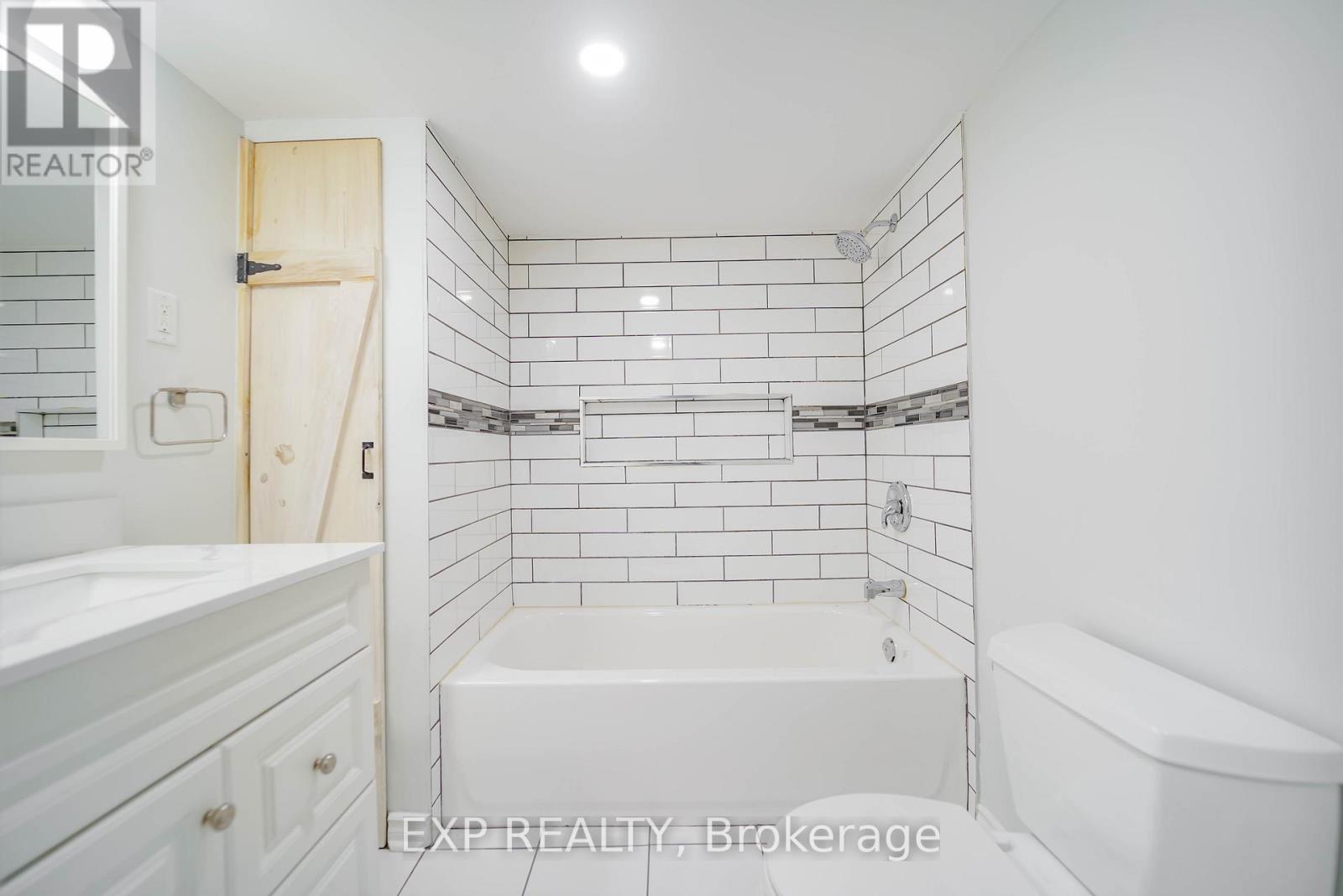 35 Ball Crescent, Whitby, Ontario  L1P 1W6 - Photo 43 - E12154560