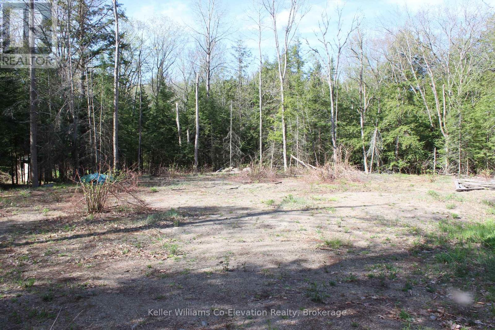 5 Mountain Basin Drive, Mcdougall, Ontario  P2A 2W9 - Photo 9 - X12152155