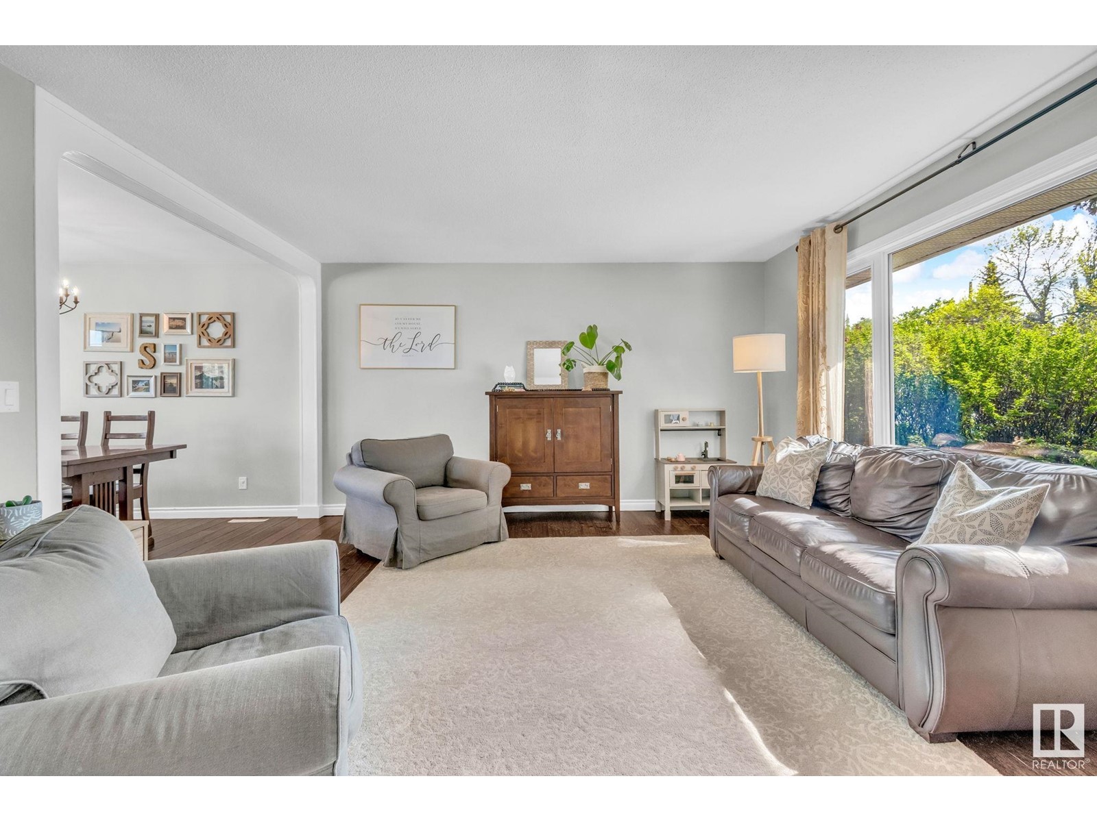 9335 52 ST NW, edmonton, Alberta