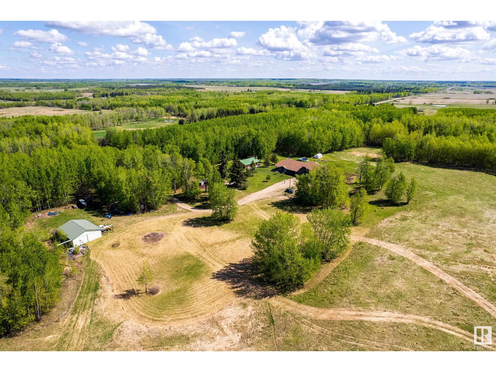 6521 Twp Rd 554, Rural Lac Ste. Anne County, Alberta  T0E 2A0 - Photo 11 - E4436945