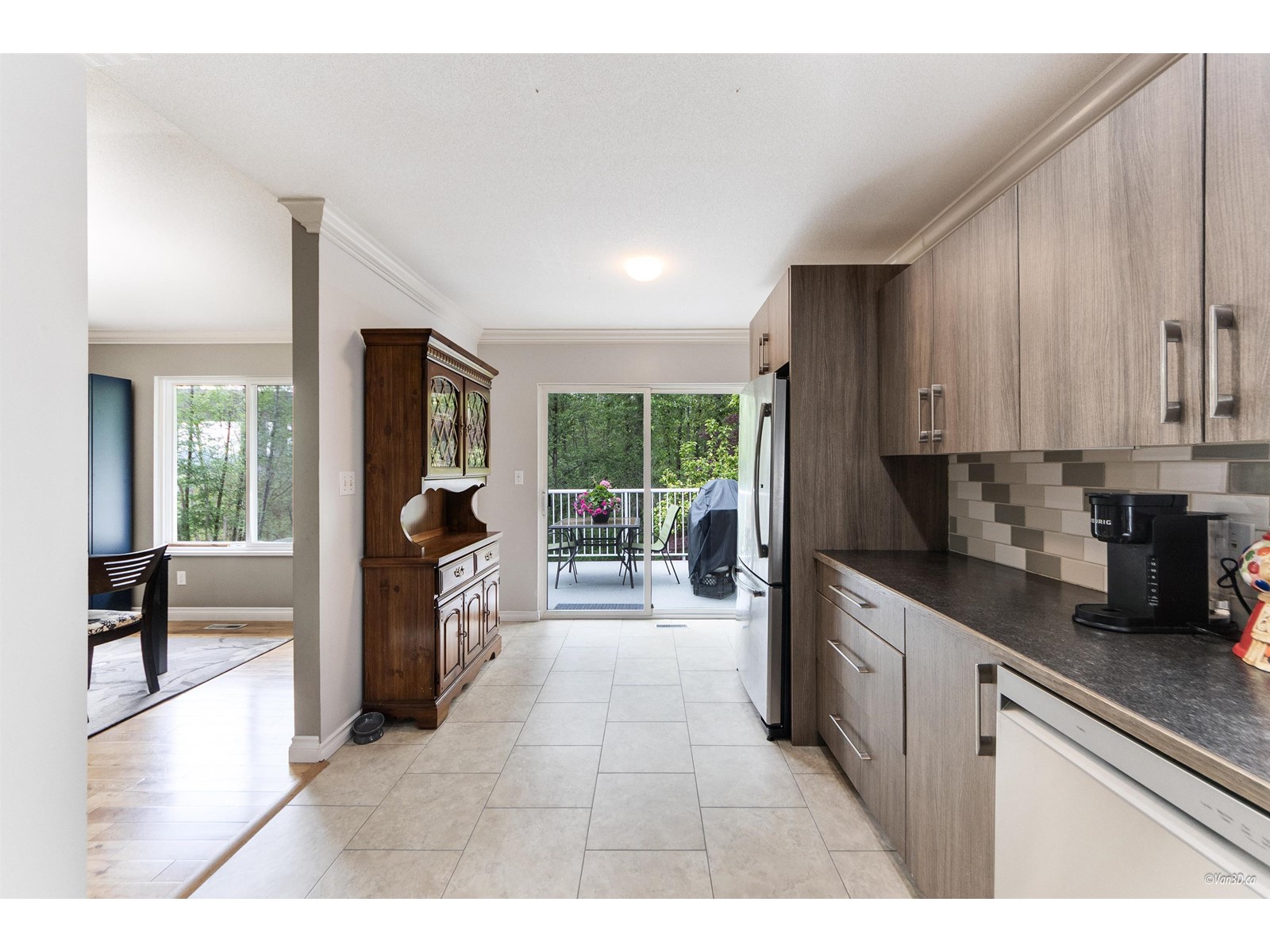 11468 Roxburgh Road, Surrey, British Columbia  V3R 0W4 - Photo 9 - R3002771