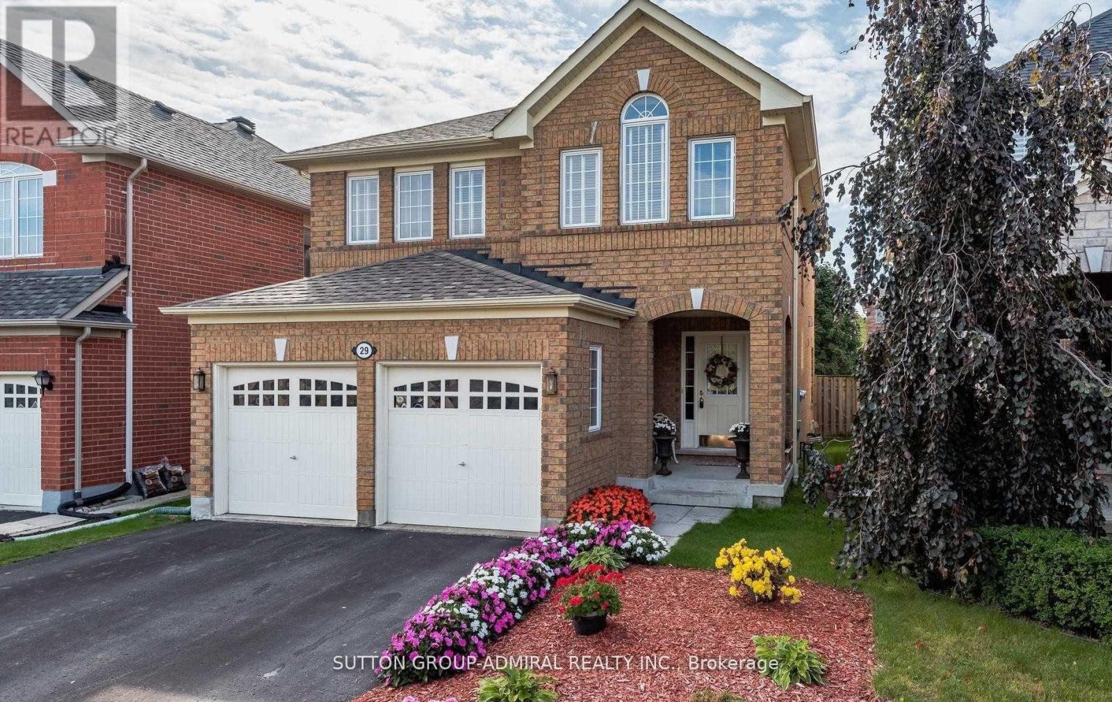 29 Aloe Avenue, Richmond Hill (Oak Ridges Lake Wilcox), Ontario  L4E 4M8 - Photo 1 - N12154550