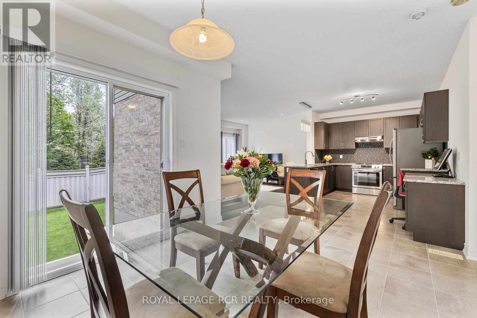 72 Carleton Trail, New Tecumseth, Ontario  L0G 1A0 - Photo 8 - N12154609