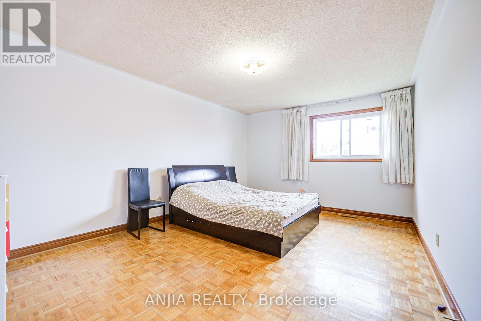 32 Brackin Road, Markham, Ontario  L3R 6S1 - Photo 24 - N12154622