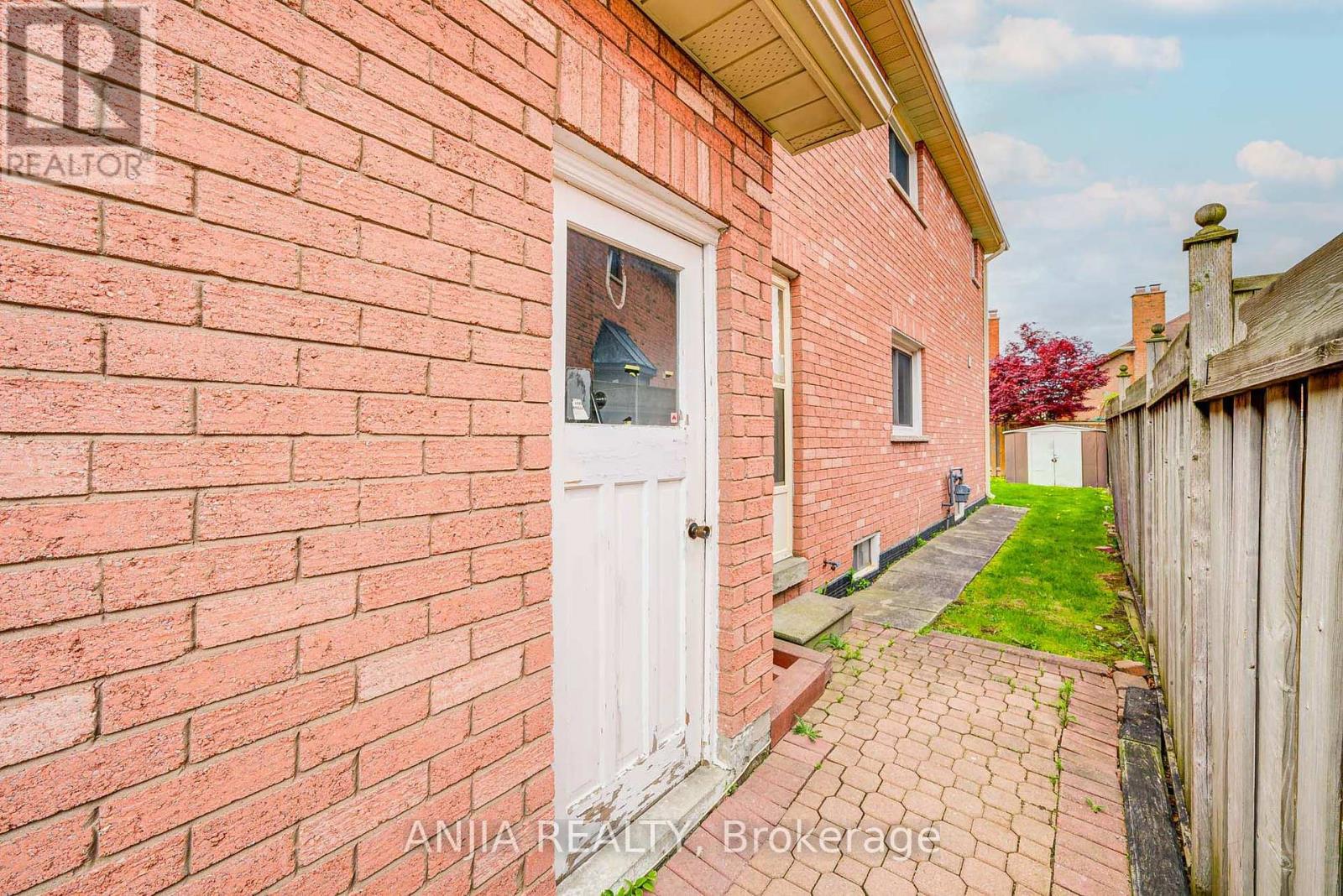32 Brackin Road, Markham (Milliken Mills East), Ontario  L3R 6S1 - Photo 43 - N12154622