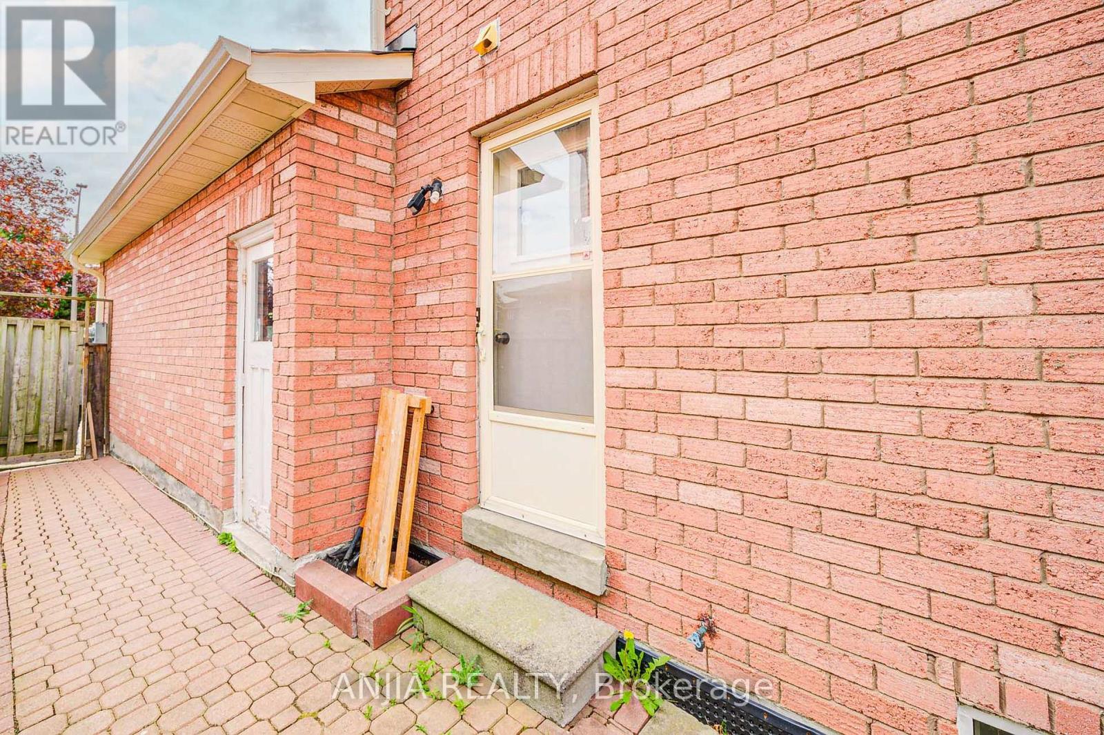 32 Brackin Road, Markham (Milliken Mills East), Ontario  L3R 6S1 - Photo 48 - N12154622