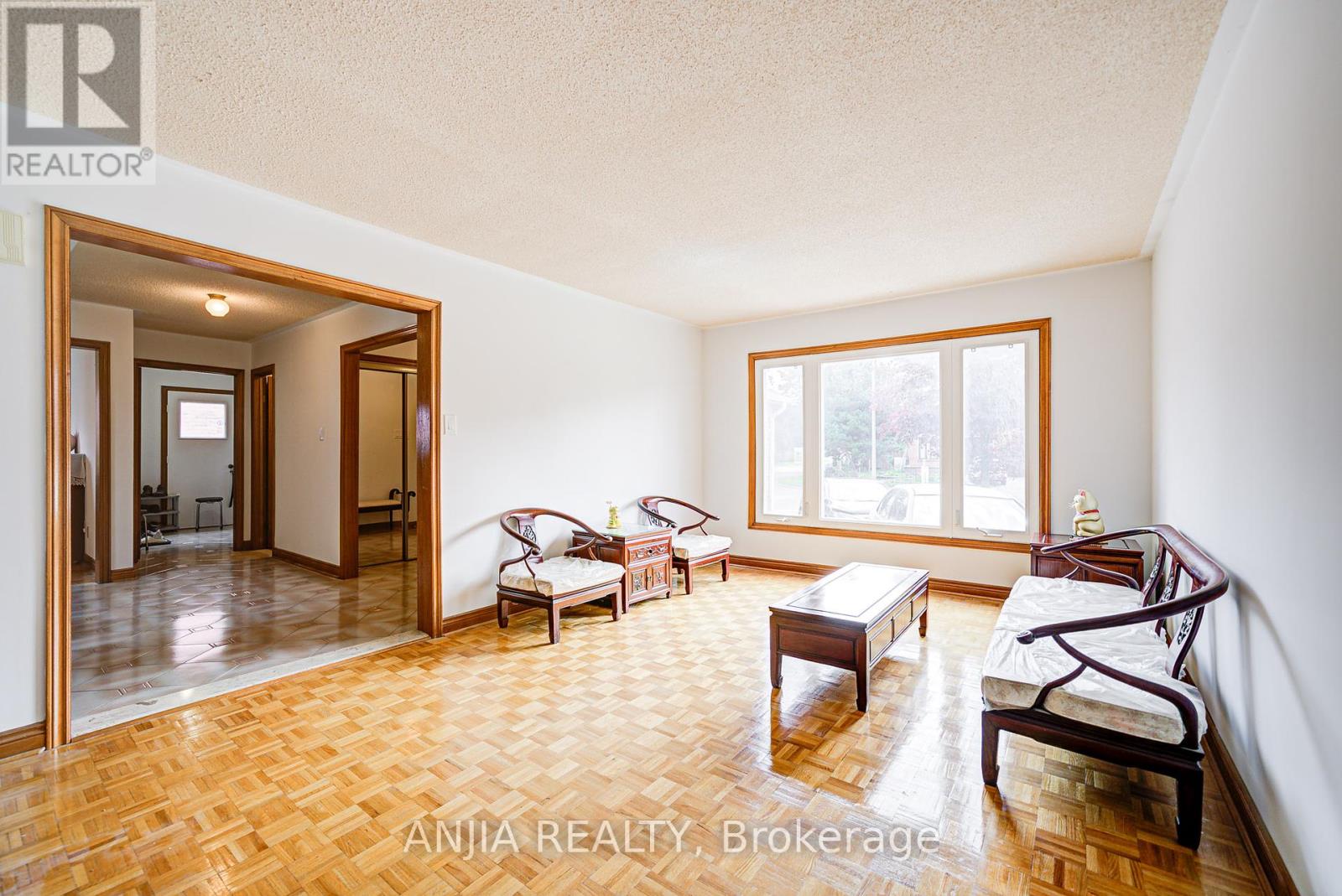 32 Brackin Road, Markham (Milliken Mills East), Ontario  L3R 6S1 - Photo 6 - N12154622