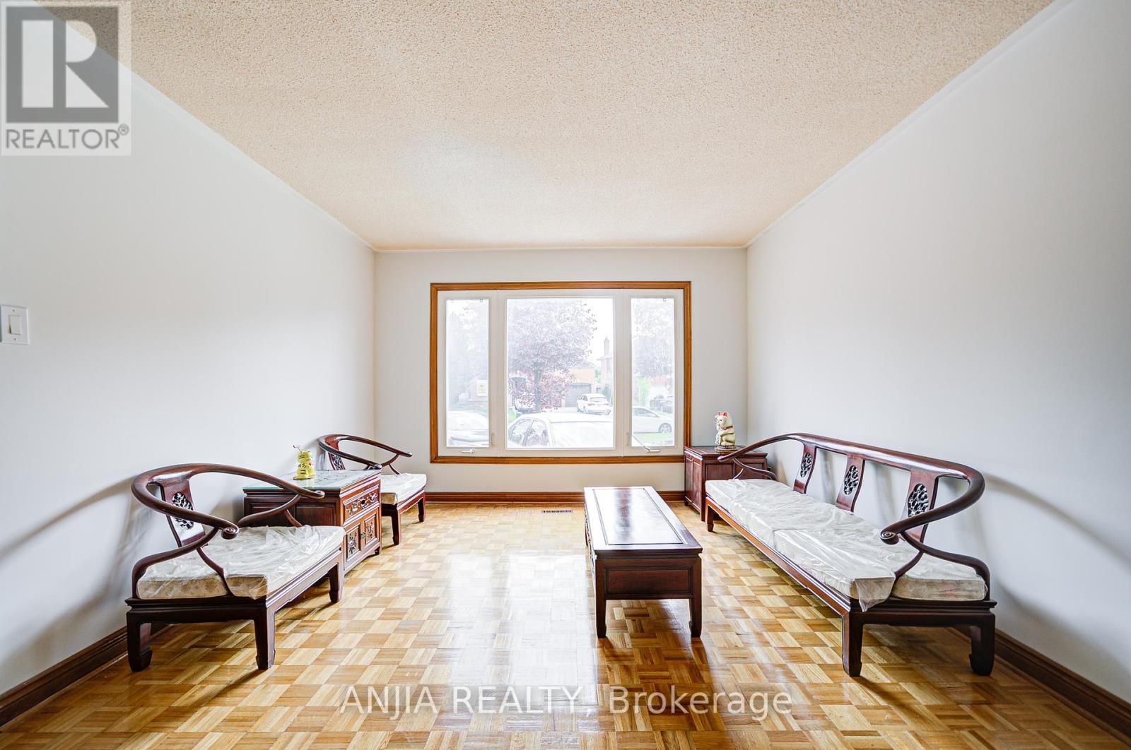 32 Brackin Road, Markham (Milliken Mills East), Ontario  L3R 6S1 - Photo 7 - N12154622