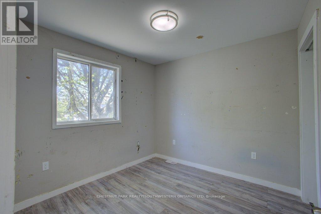 2081 25th Side Road, Innisfil, Ontario  L9S 1Z4 - Photo 13 - N12154654