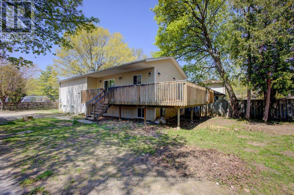 2081 25th Side Road, Innisfil, Ontario  L9S 1Z4 - Photo 2 - N12154654