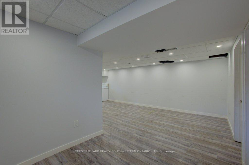 2081 25th Side Road, Innisfil, Ontario  L9S 1Z4 - Photo 23 - N12154654