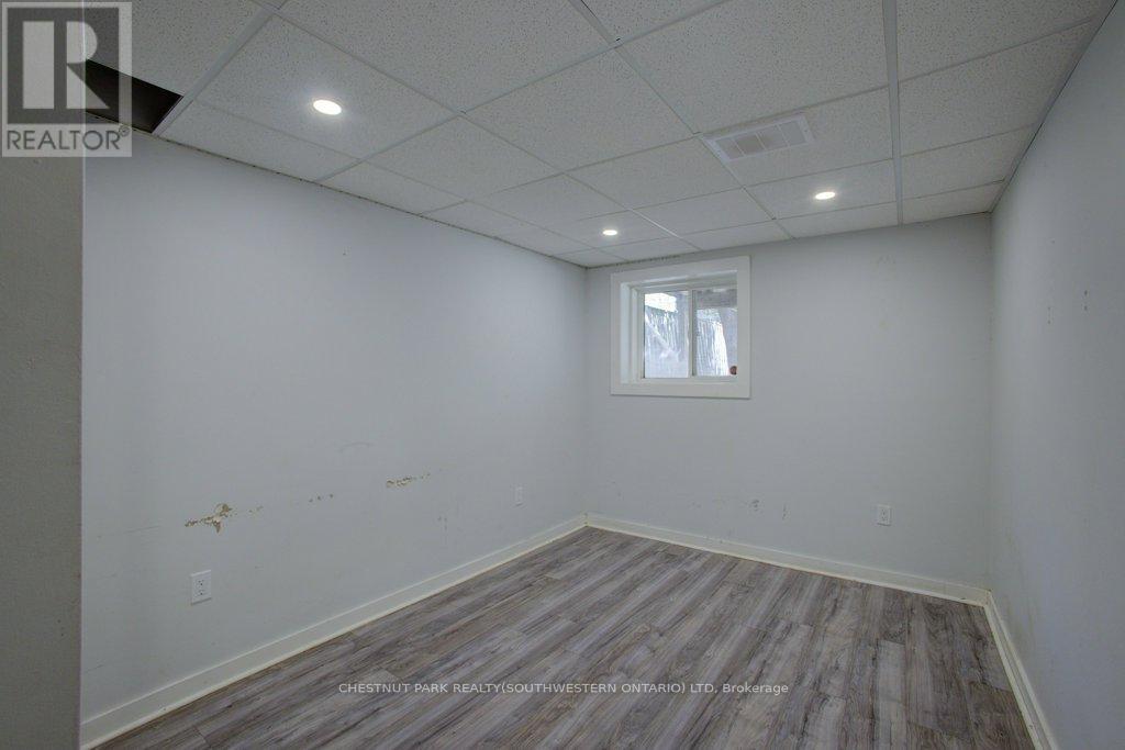 2081 25th Side Road, Innisfil, Ontario  L9S 1Z4 - Photo 25 - N12154654