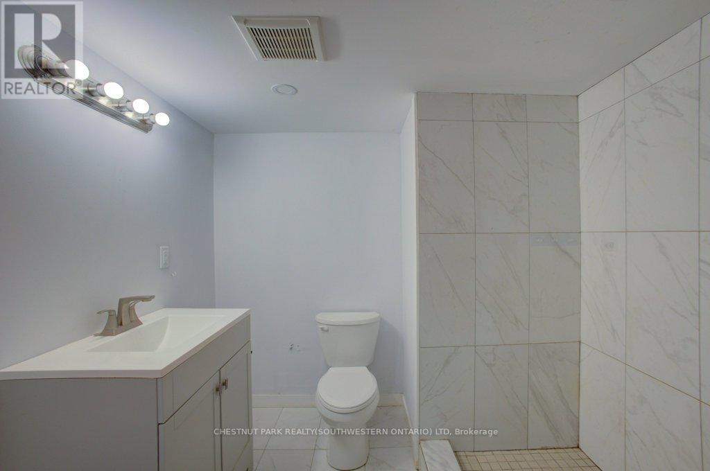 2081 25th Side Road, Innisfil, Ontario  L9S 1Z4 - Photo 26 - N12154654