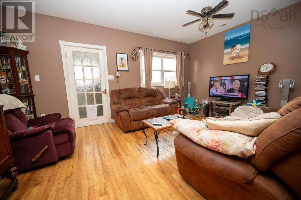 6546 Almon Street, Halifax, Nova Scotia  B3L 1V8 - Photo 20 - 202508677