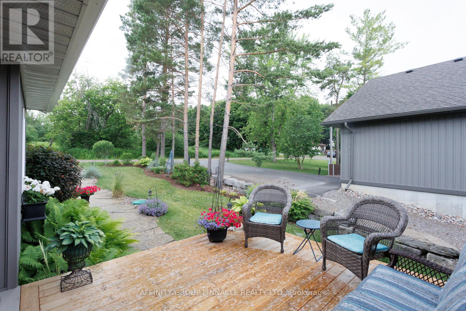 64 Glenvale Drive, Kawartha Lakes, Ontario  K0M 1G0 - Photo 9 - X12154680
