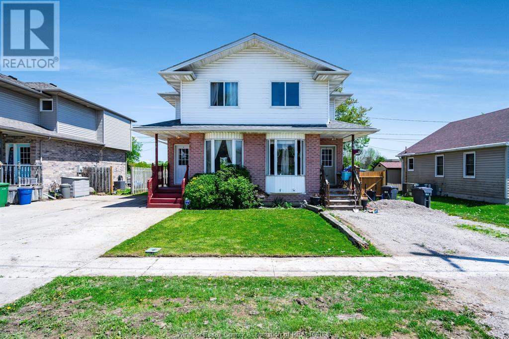MLS# 25012342: 188 ARTHUR STREET North, Essex, Canada