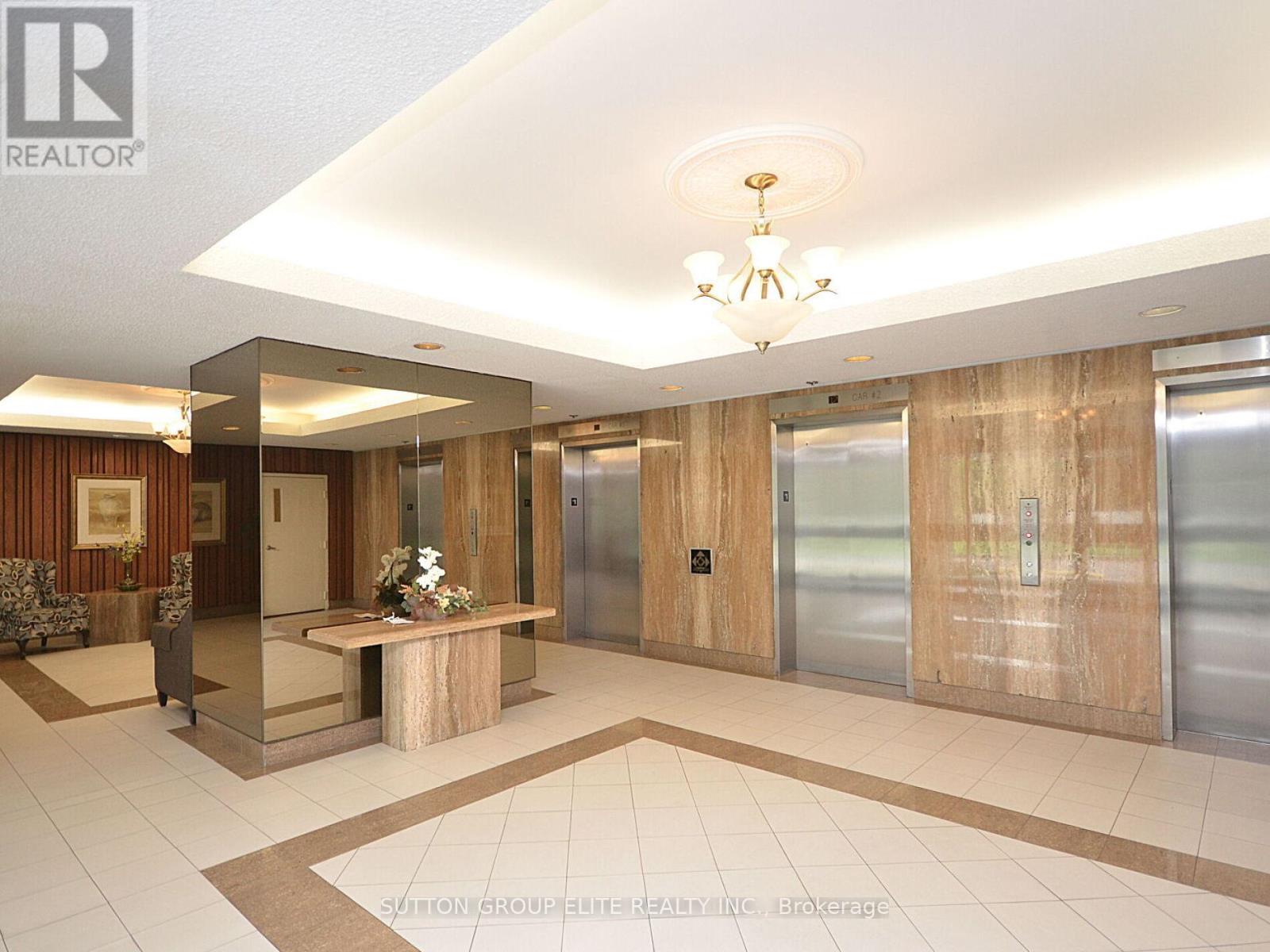 1704 - 50 Elm Drive E, Mississauga, Ontario  L5A 3X2 - Photo 6 - W12154480