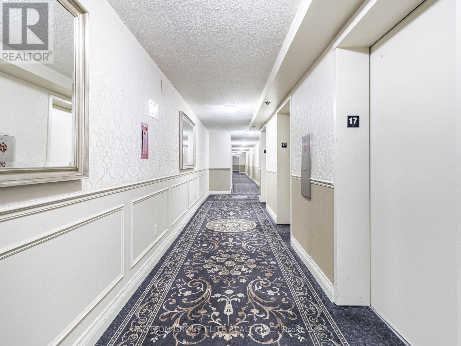 1704 - 50 Elm Drive E, Mississauga, Ontario  L5A 3X2 - Photo 8 - W12154480