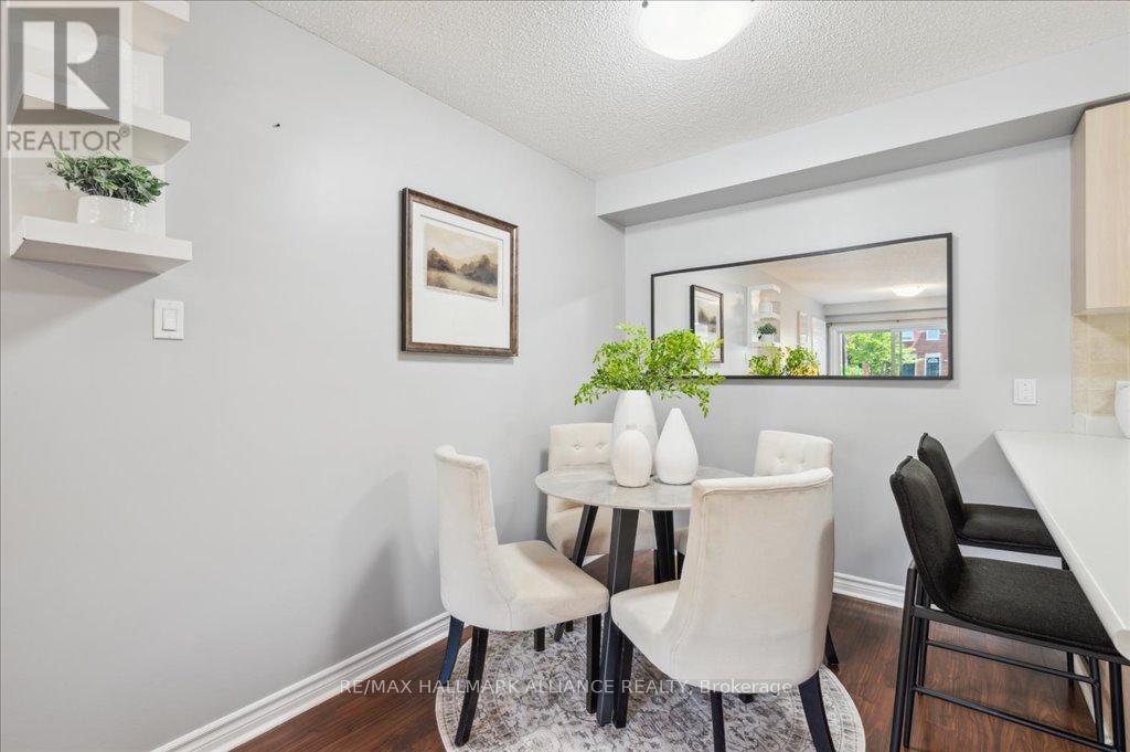 802 - 1701 Lampman Avenue, Burlington, Ontario  L7L 6R7 - Photo 15 - W12154499