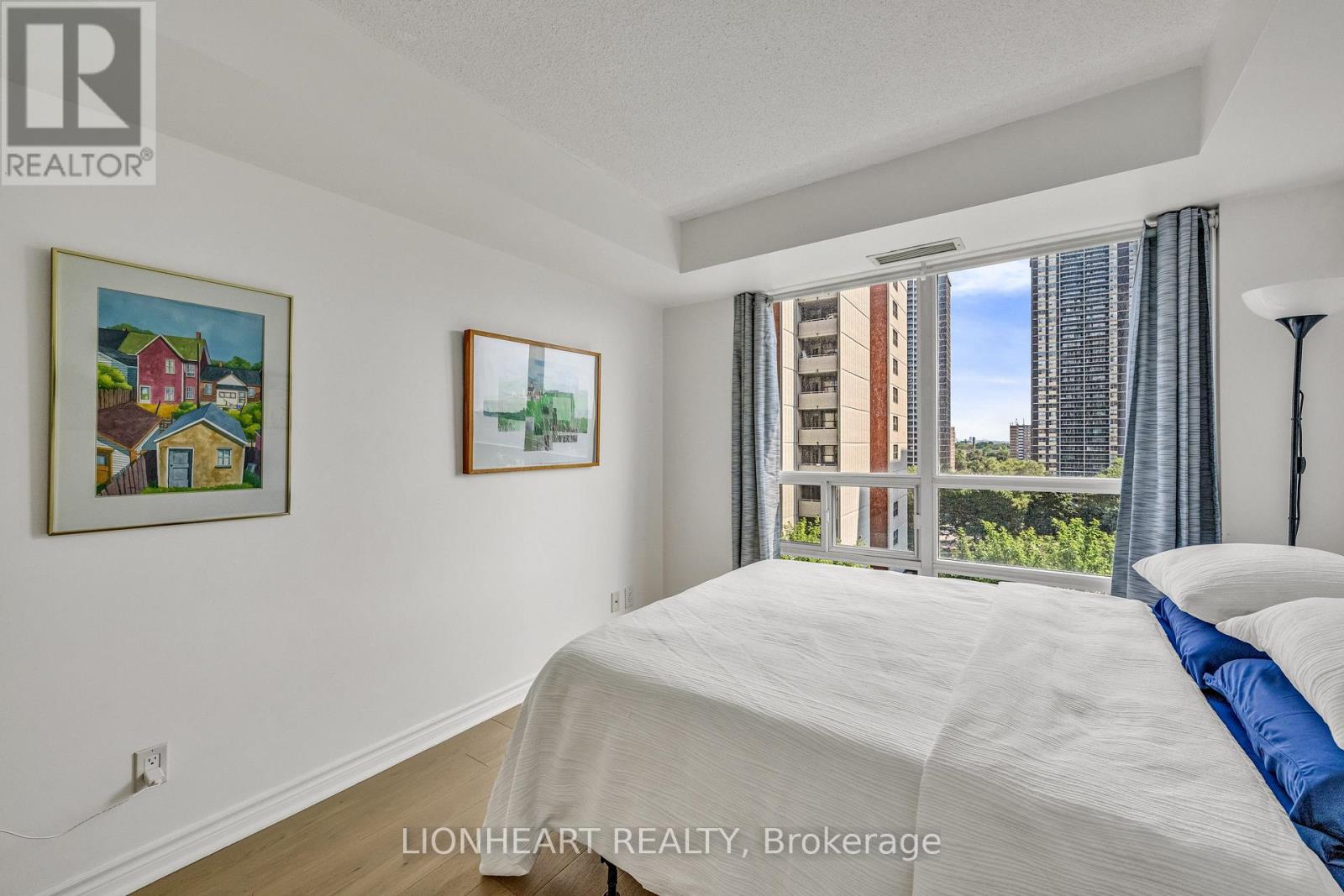709 - 5 Michael Power Place, Toronto, Ontario  M9A 0A3 - Photo 17 - W12154542
