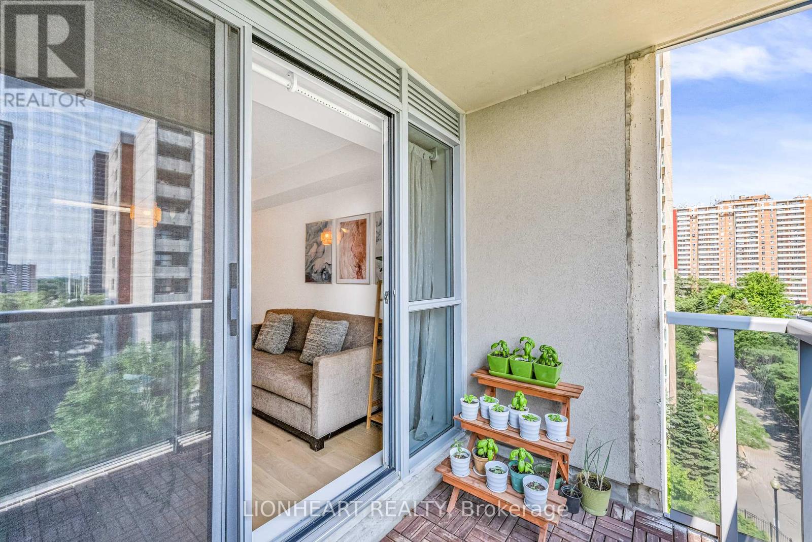 709 - 5 Michael Power Place, Toronto, Ontario  M9A 0A3 - Photo 22 - W12154542