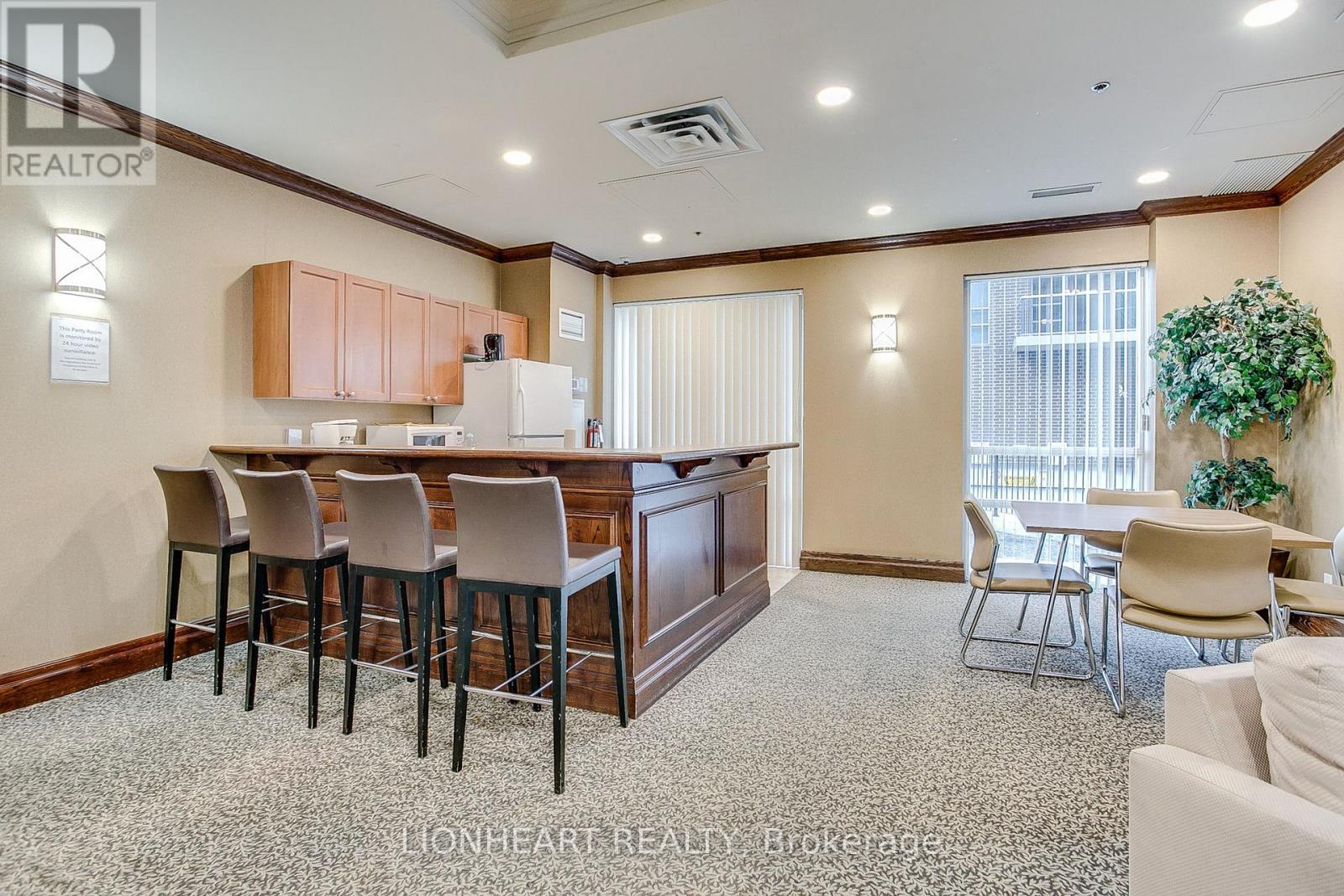 709 - 5 Michael Power Place, Toronto, Ontario  M9A 0A3 - Photo 32 - W12154542