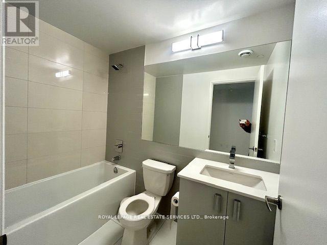 720 - 10 Gibbs Road, Toronto (Islington-City Centre West), Ontario  M9B 0E2 - Photo 10 - W12154565