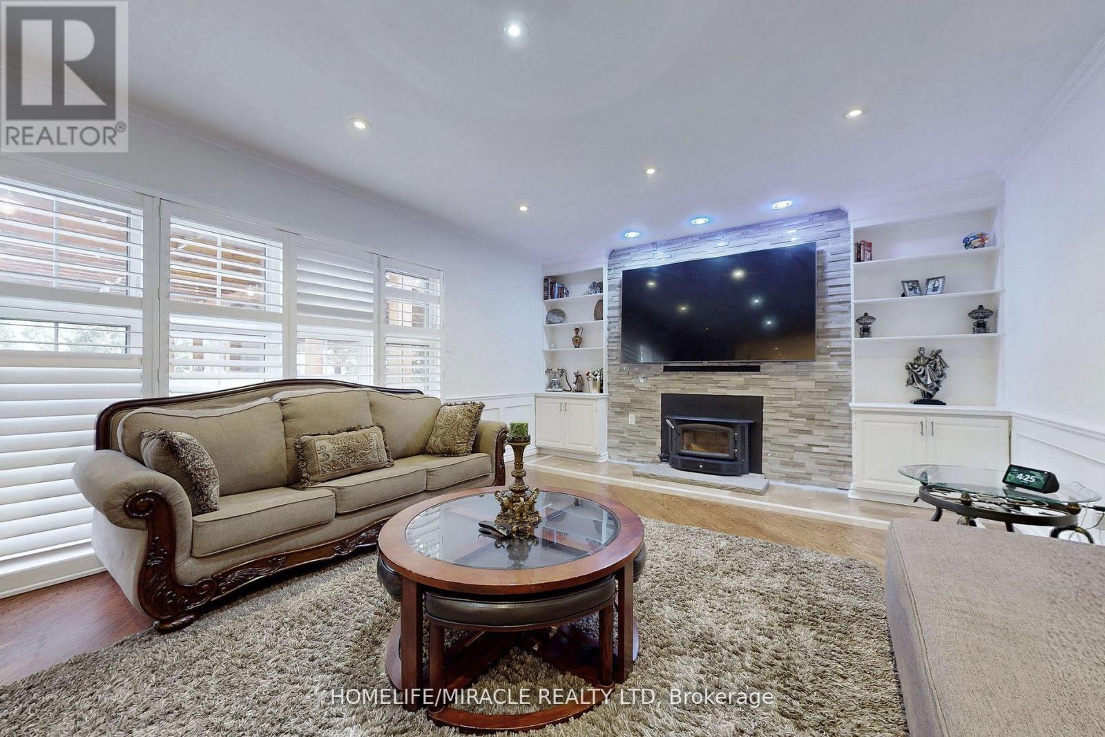 4289 Regional Rd 25 Road, Oakville, Ontario  L6M 4E9 - Photo 9 - W12154595