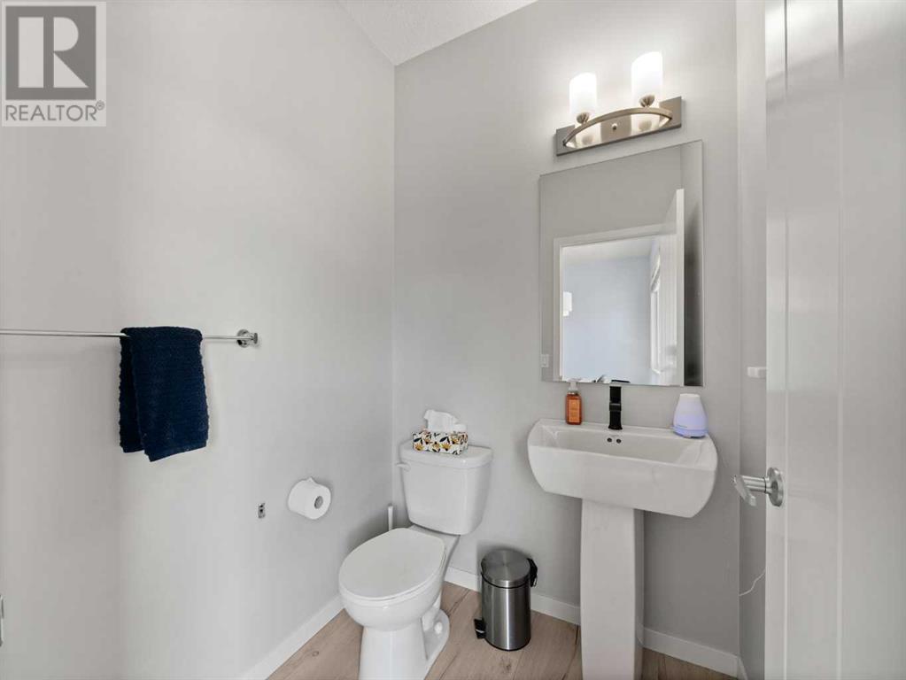 159 New Brighton Walk Se, Calgary, Alberta  T2Z 5C7 - Photo 15 - A2221446