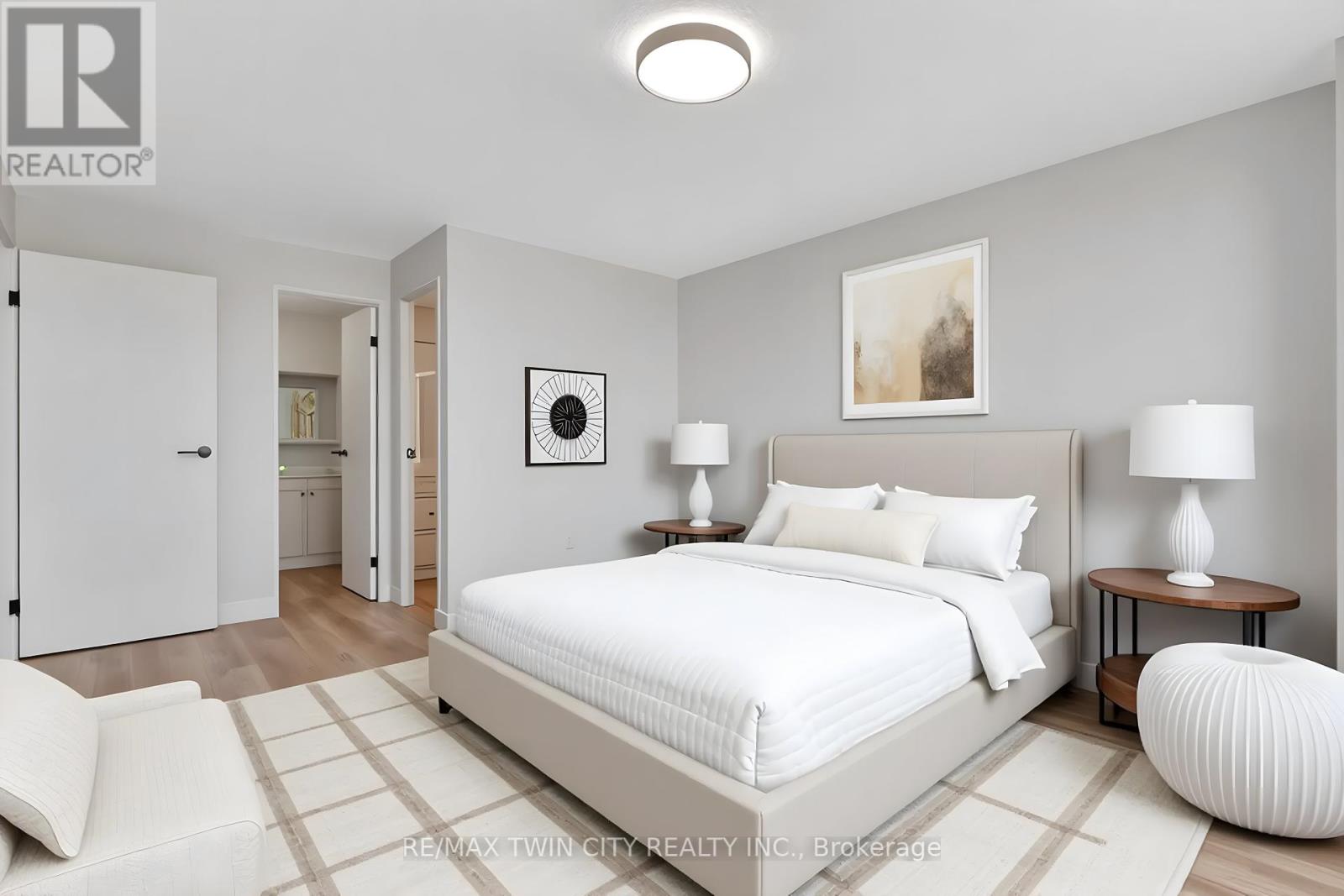 909 - 35 Green Valley Drive, Kitchener, Ontario  N2P 2A5 - Photo 6 - X12154484