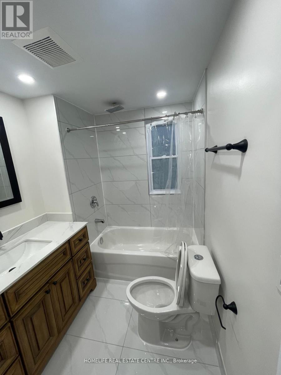 4 Minto Avenue, Hamilton, Ontario  L8L 6E2 - Photo 17 - X12154508