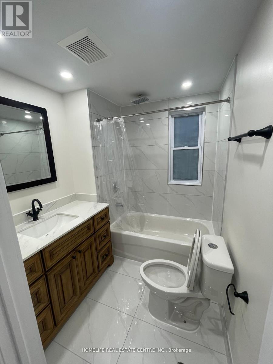 4 Minto Avenue, Hamilton, Ontario  L8L 6E2 - Photo 19 - X12154508