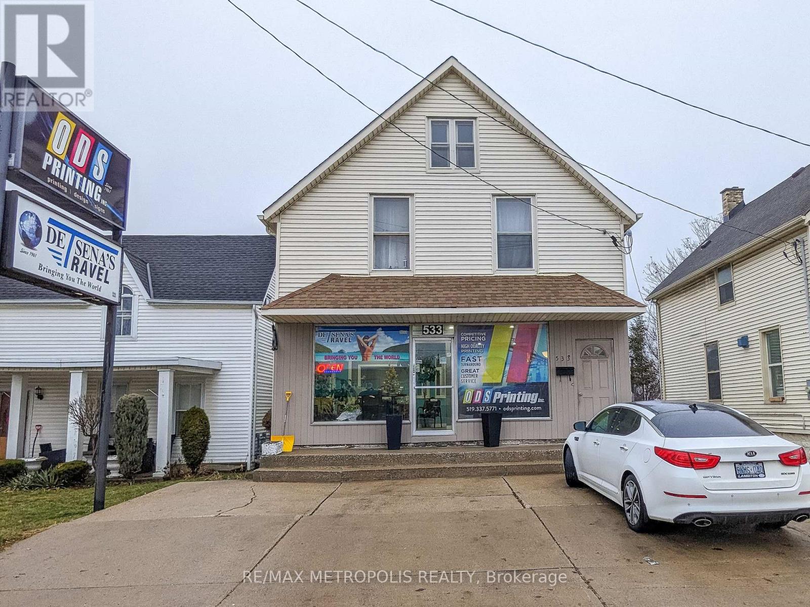 533-537 CHRISTINA STREET N, Sarnia, Ontario