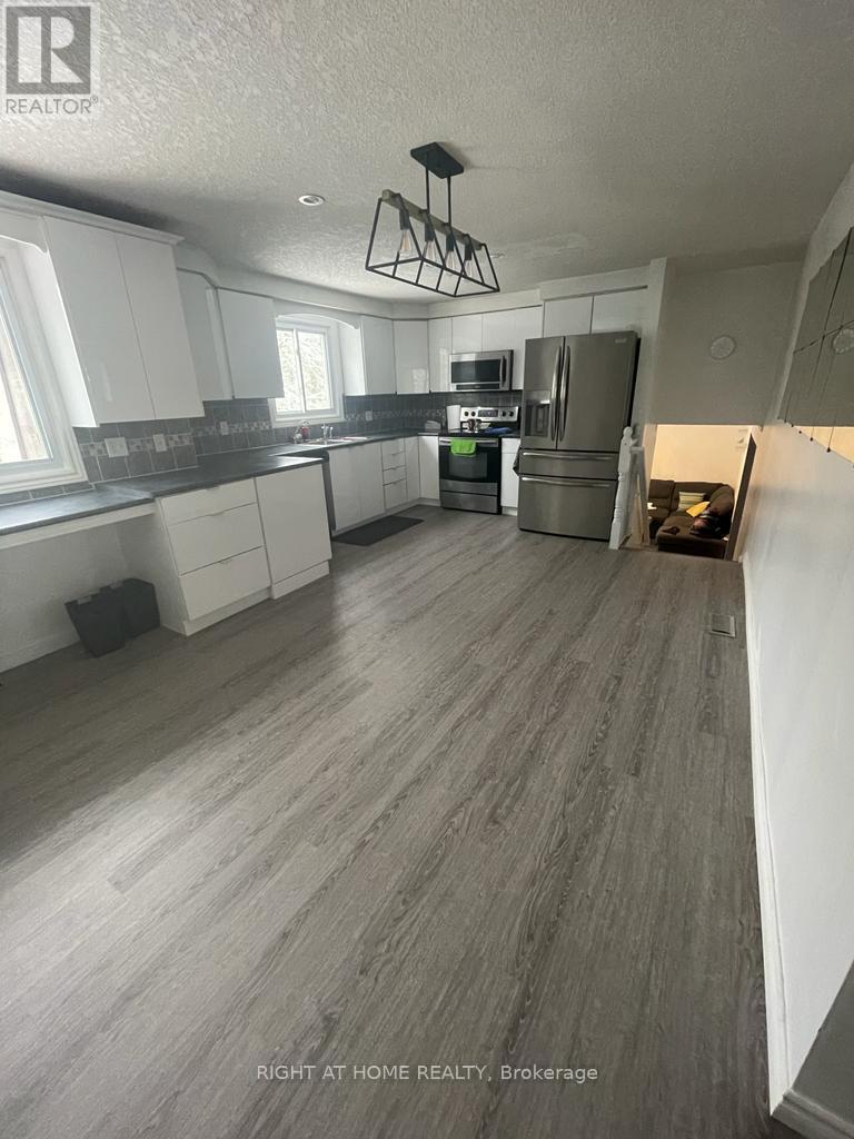 72 Underhill Crescent, Kitchener, Ontario  N2A 2S8 - Photo 16 - X12154608