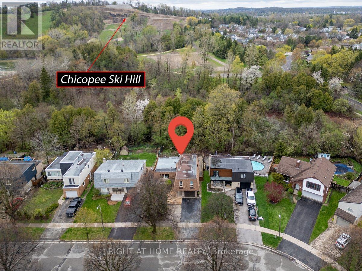 72 Underhill Crescent, Kitchener, Ontario  N2A 2S8 - Photo 5 - X12154608
