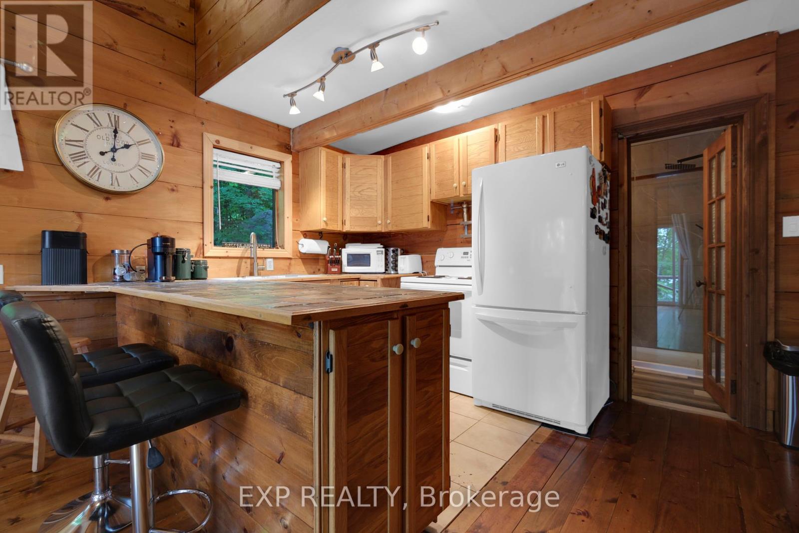 273 Fire Route 330 S, Trent Lakes, Ontario  K0M 2A0 - Photo 16 - X12154626