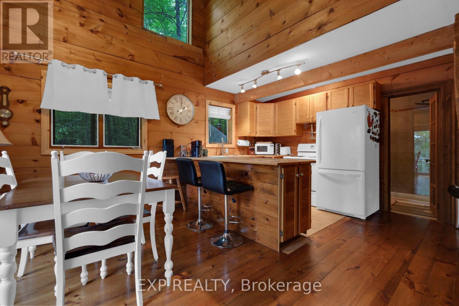 273 Fire Route 330 S, Trent Lakes, Ontario  K0M 2A0 - Photo 18 - X12154626