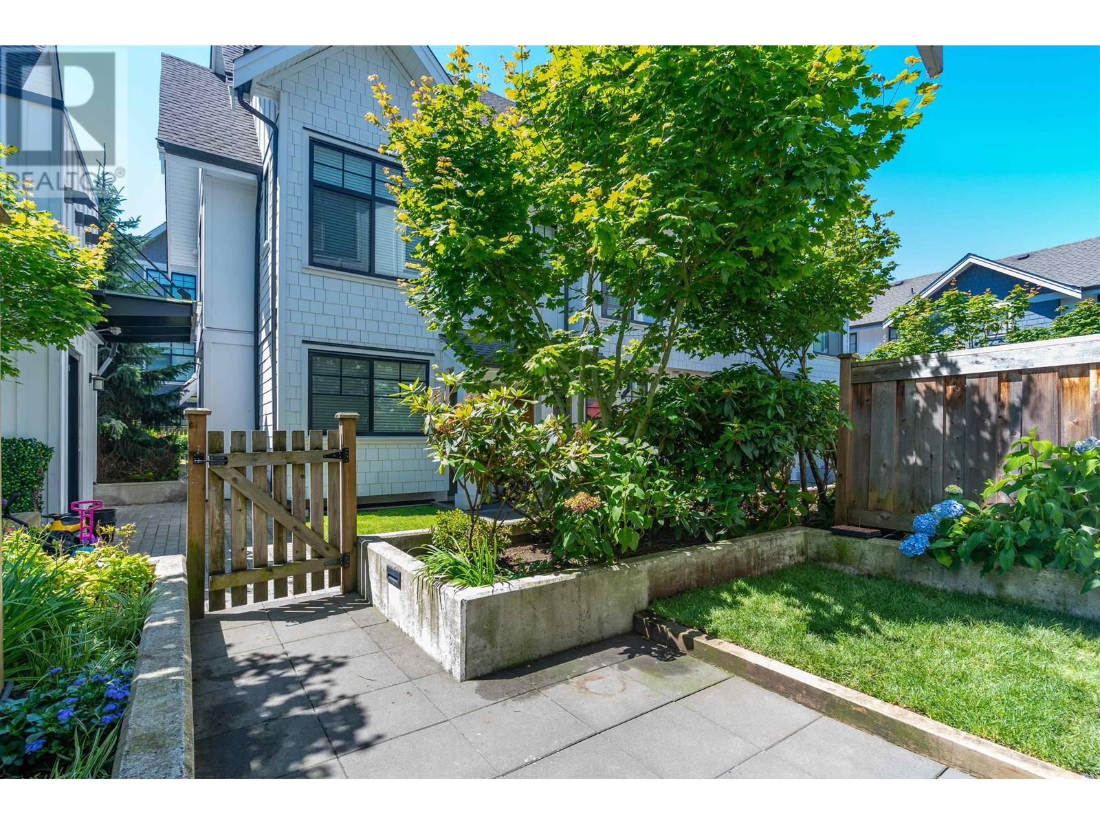 Property at 3 5188 SAVILE ROW image 4