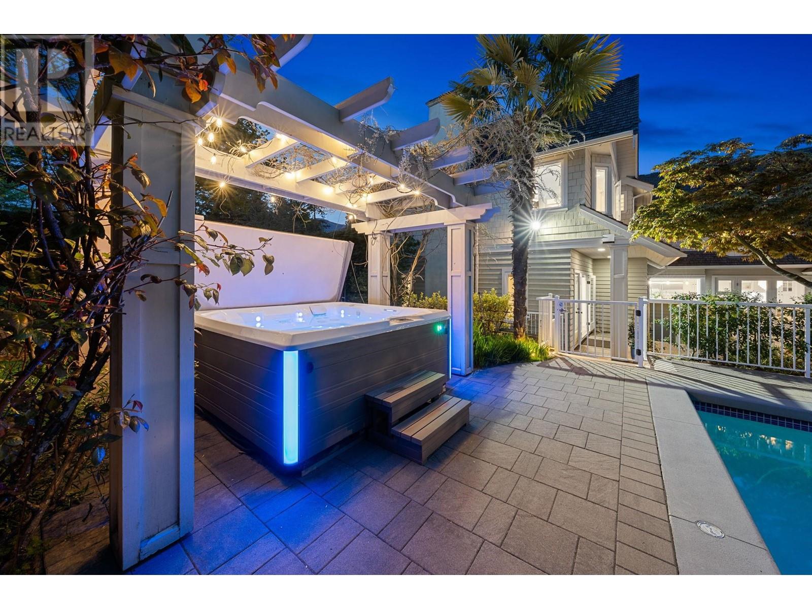 4682 Decourcy Court, West Vancouver, British Columbia  V7W 3J5 - Photo 6 - R3003727