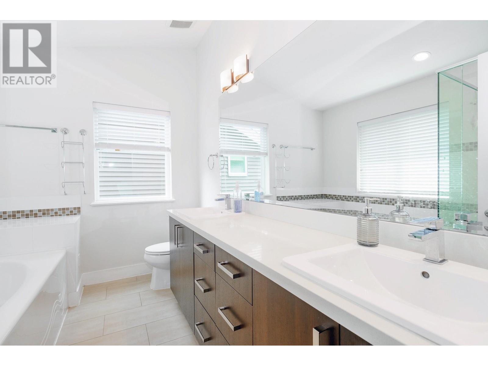 10480 Robertson Street, Maple Ridge, British Columbia  V2W 0H8 - Photo 30 - R3003731