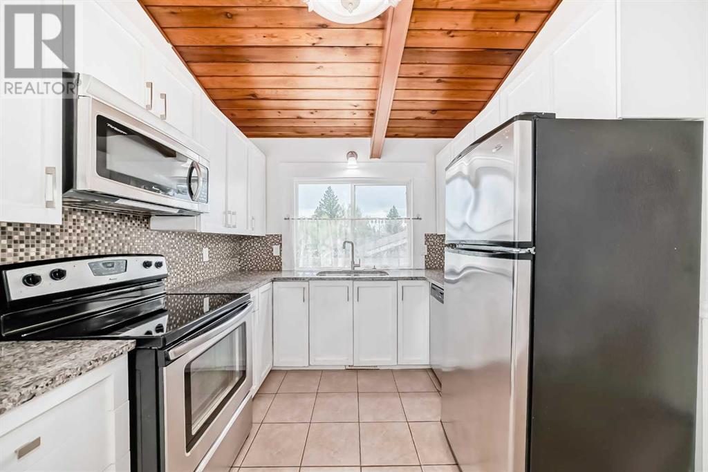 80 Bracebridge Crescent Sw, Calgary, Alberta  T2W 0Y7 - Photo 11 - A2221948